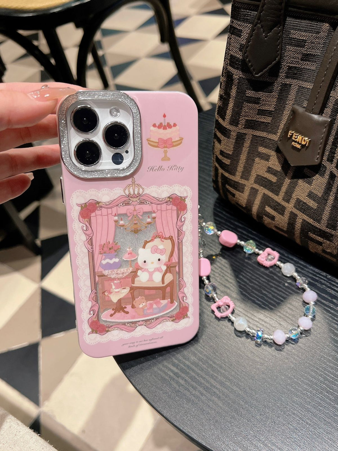 Royal Kitty Shimmer Case with Pendant Charm - iPhone